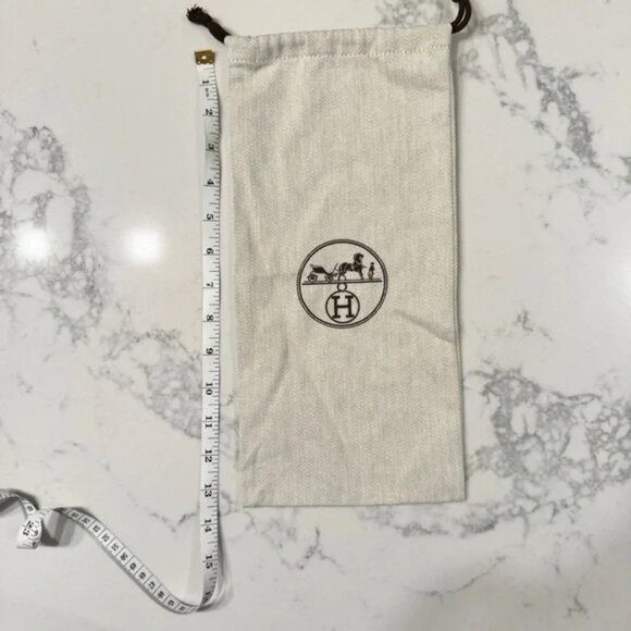 Hermes Dust Bag Perfect for Flats or Sandals Size 14 x 7 - Picture 2 of 4